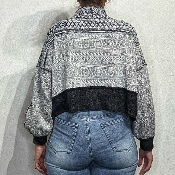 Free People We The Free Gray Frost At The Lodge Cropped Pullover Sz S - Picture 10 of 12